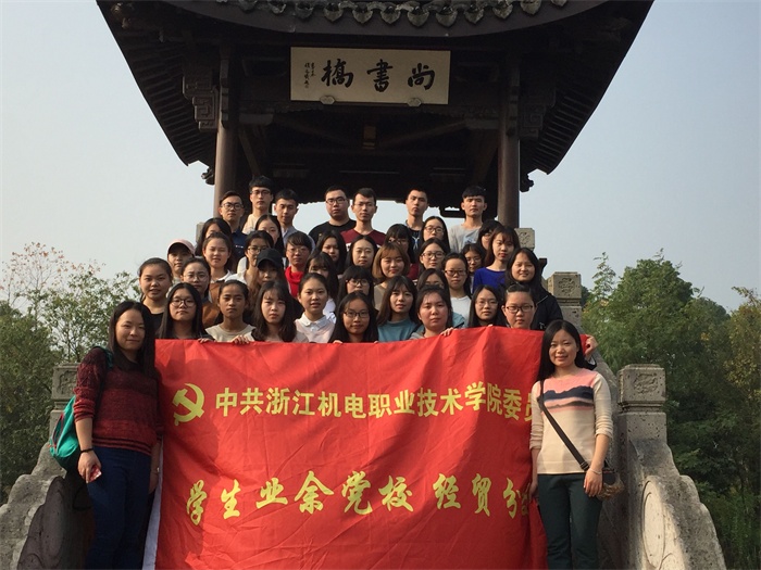 QQ图片20161121105258.jpg